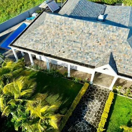 N'Joy Pereybere Villa